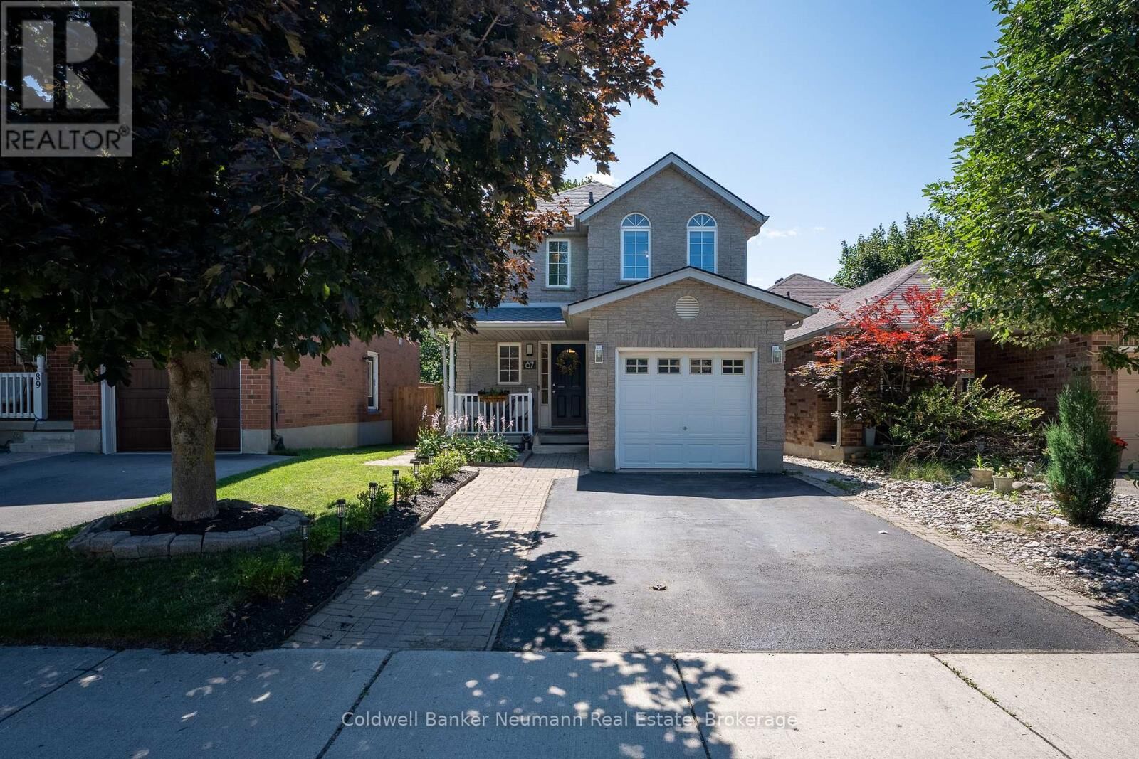 Property Photo:  87 Boulder Crescent  ON N1G 5A1 