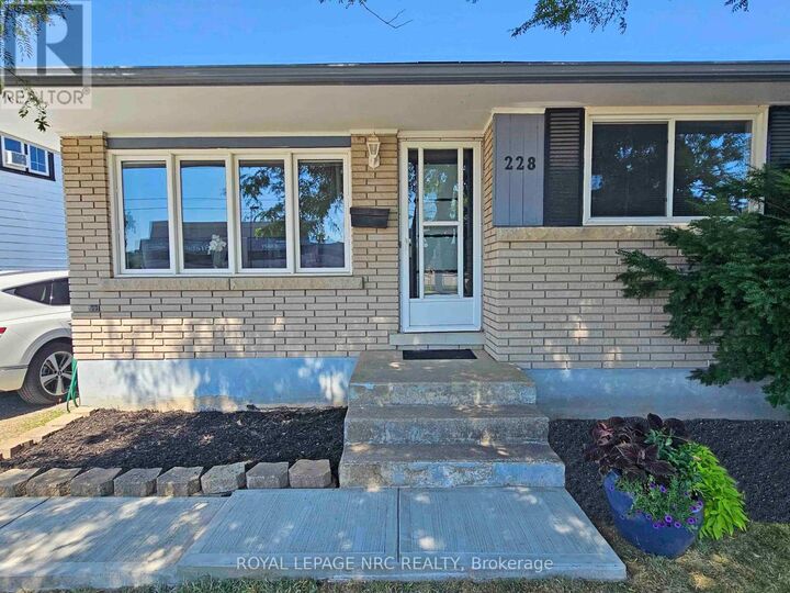 Property Photo:  228 Pelham Road  ON L2S 1X6 