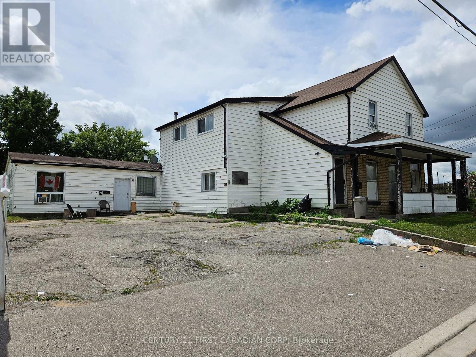 Photo de la propriété:  1085 Brydges Street  ON N5W 2B5 