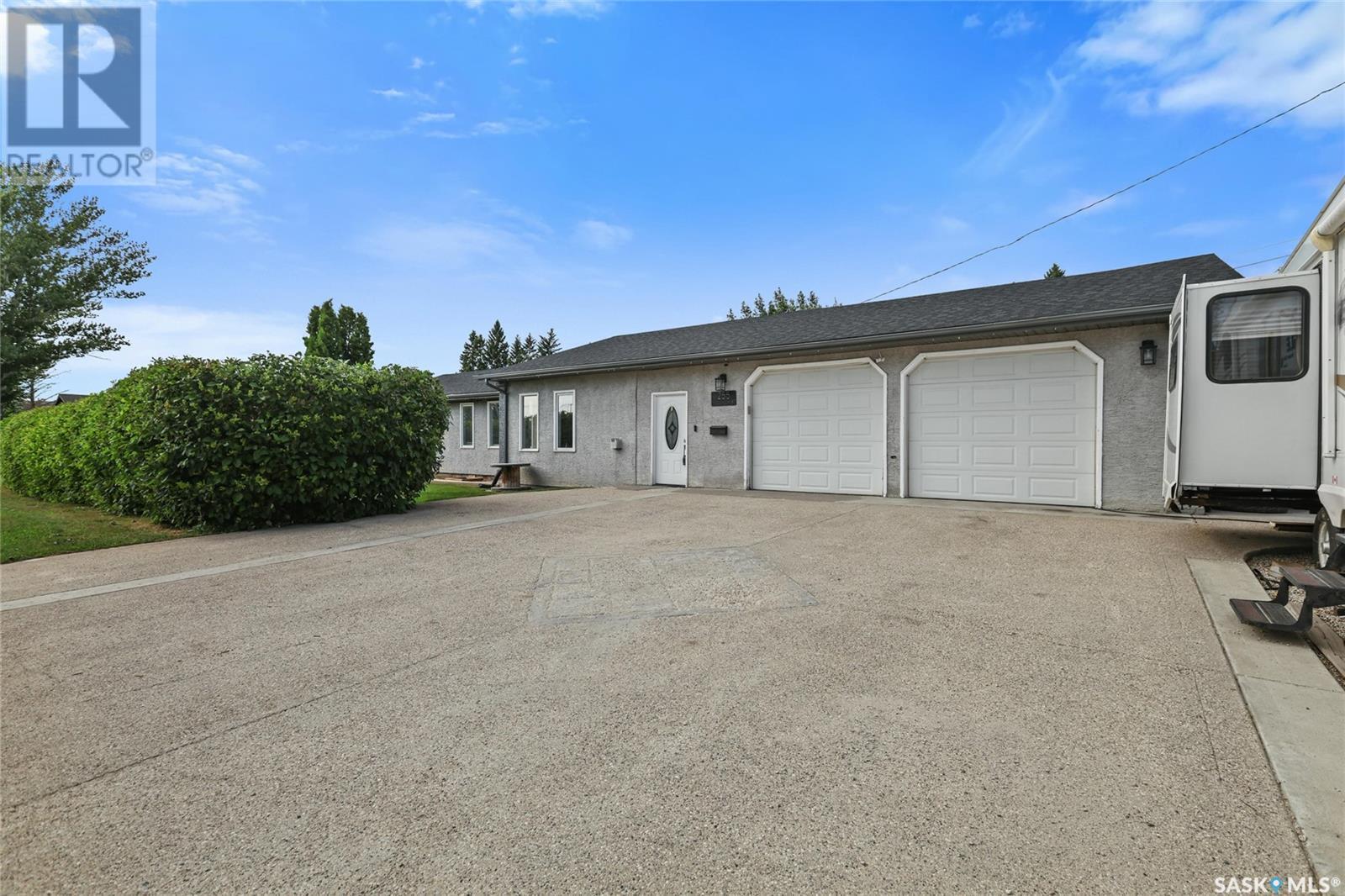 Property Photo: 255 Hawkes Street SK S0G 0E0