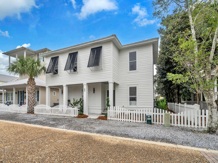 Property Photo:  84 Mark Street  FL 32541 