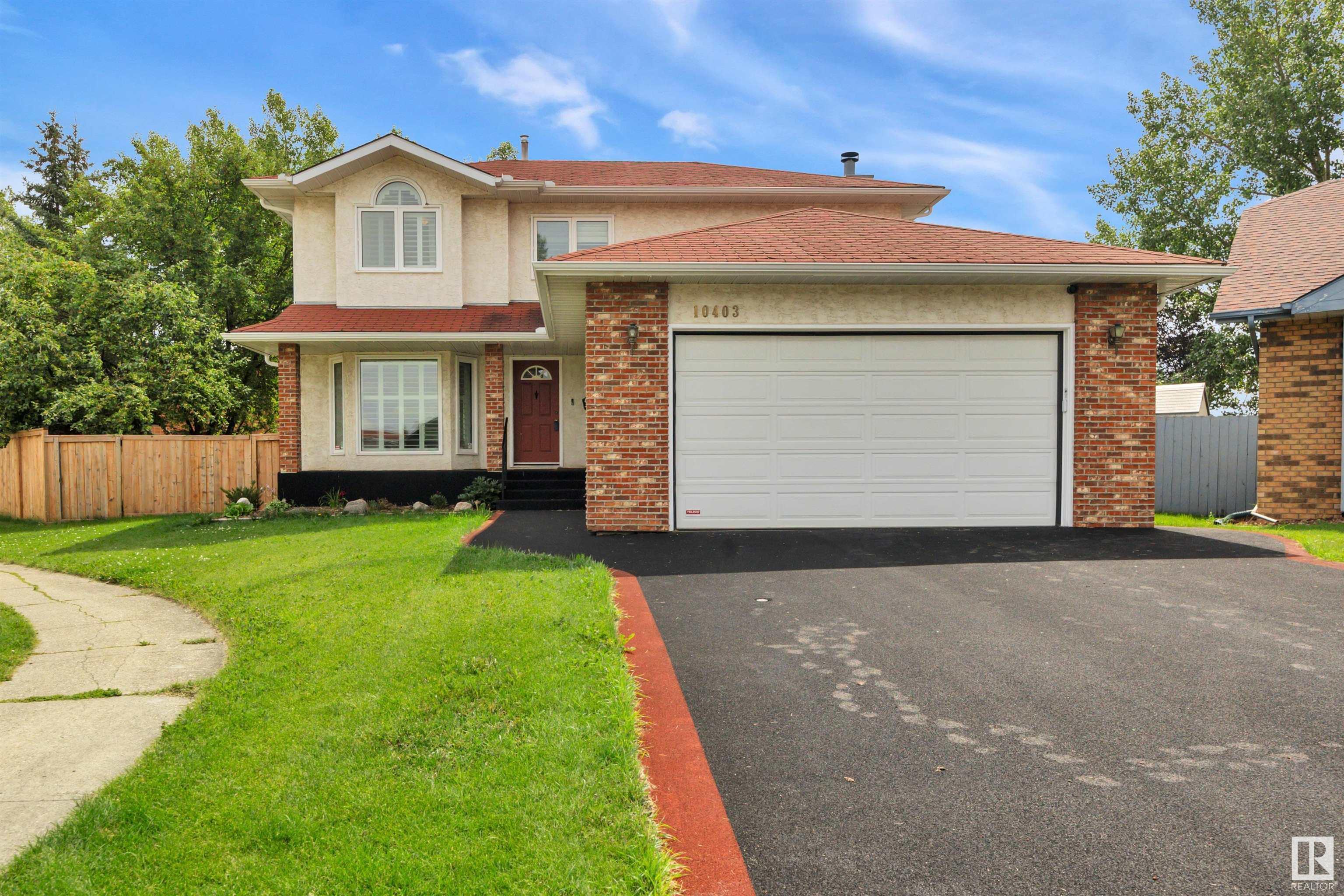 Photo de la propriété: 10403 31 Avenue NW AB T6J 3K2