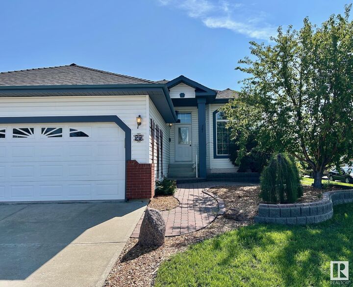 Property Photo:  29 Rue Bouchard  AB T4X 1R5 