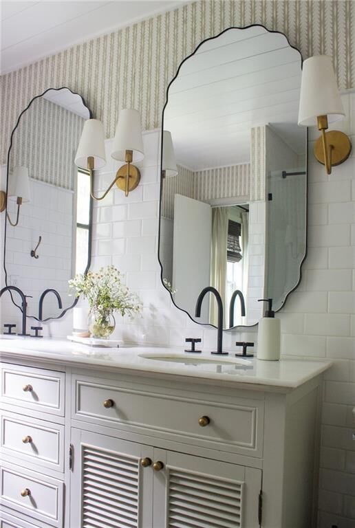 Property Photo: 3238 Mountain Hollow Drive GA 30062