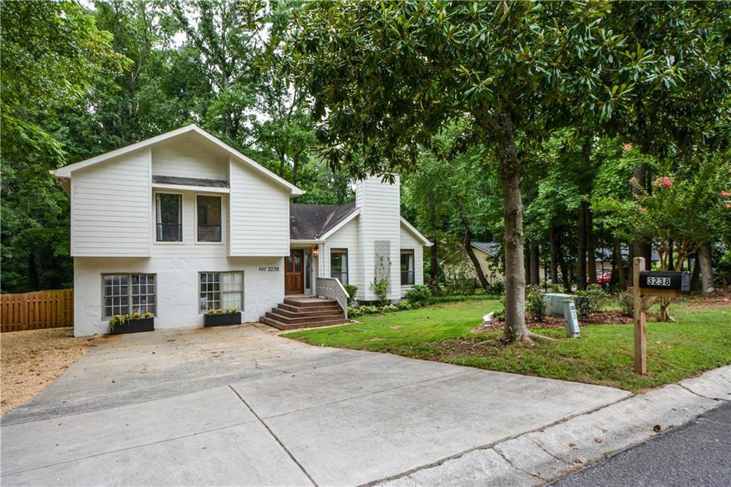Property Photo:  3238 Mountain Hollow Drive  GA 30062 