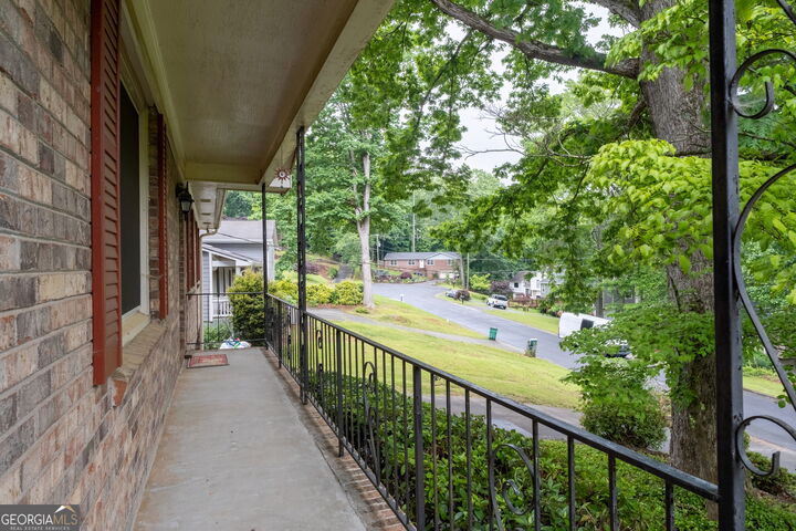 Property Photo:  1690 Cedar Grove Drive  GA 30066 