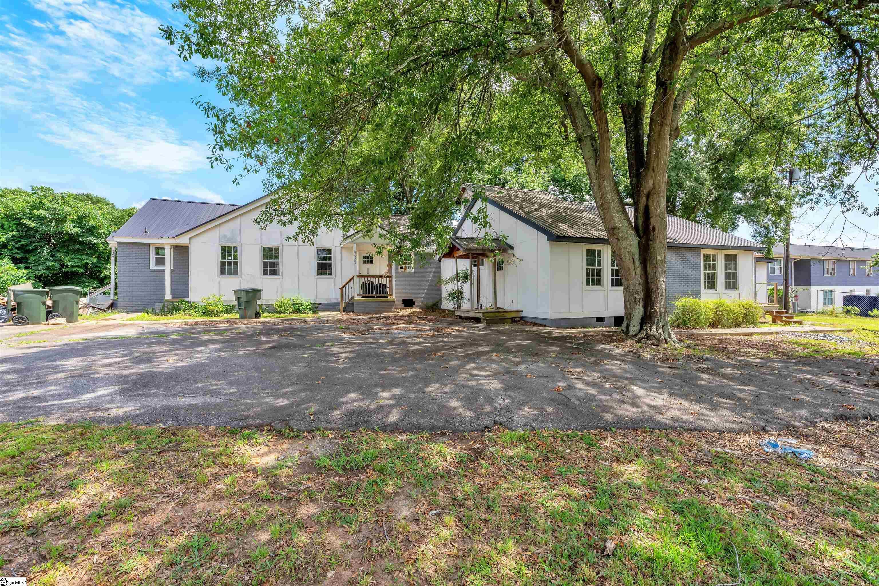 Property Photo:  530 Lowndes Hill Road  SC 29607 
