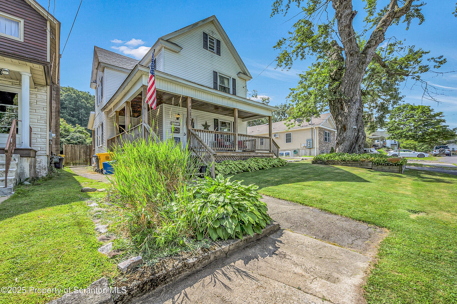 Property Photo:  131 Ash Street  PA 18403 