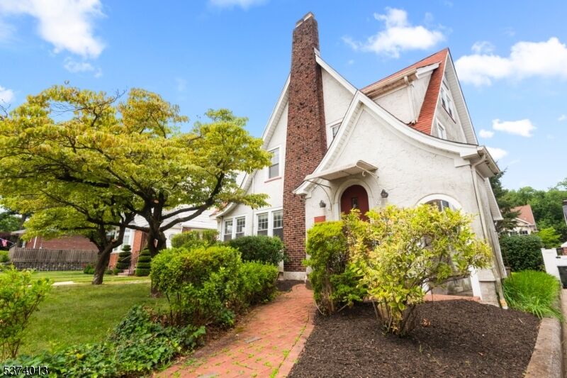 Property Photo:  144 Irving Pl  NJ 07070 