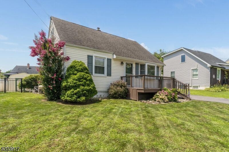 Property Photo: 84 N Riverview Rd NJ 08865