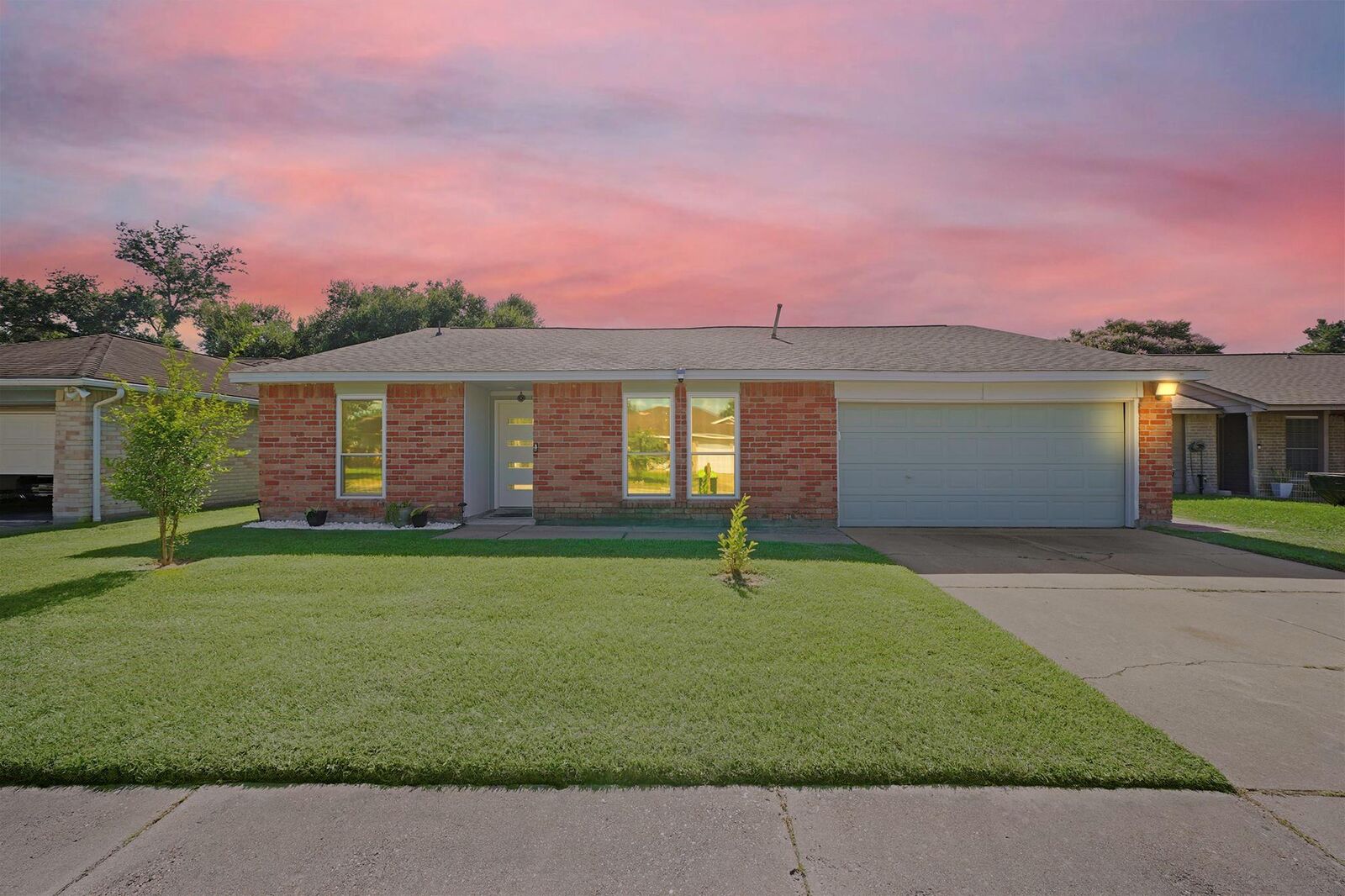 Property Photo:  2023 Crosscoach Lane  TX 77449 