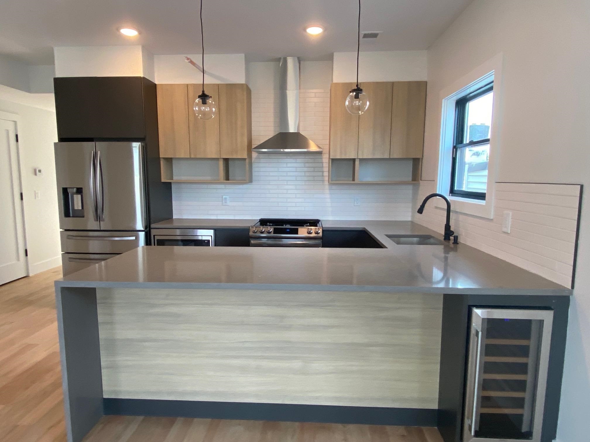 Property Photo:  41 Thorne St 4  NJ 07307 
