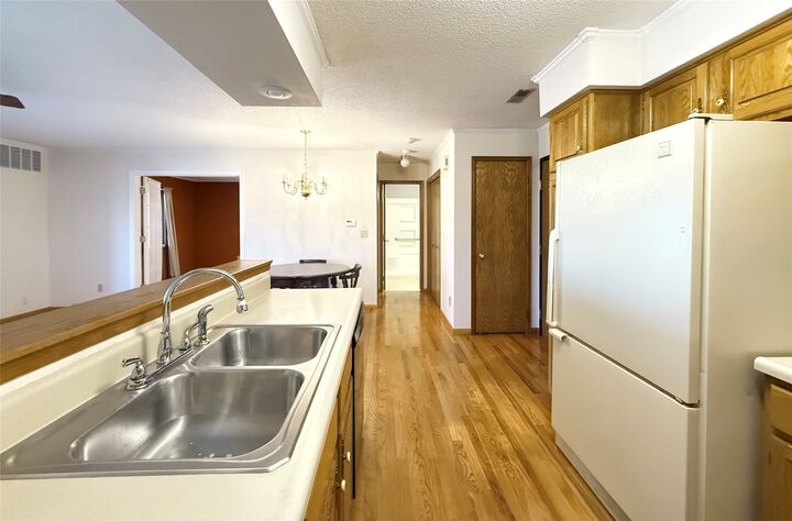 Property Photo:  405 SE Delaware Avenue 207  IA 50021 