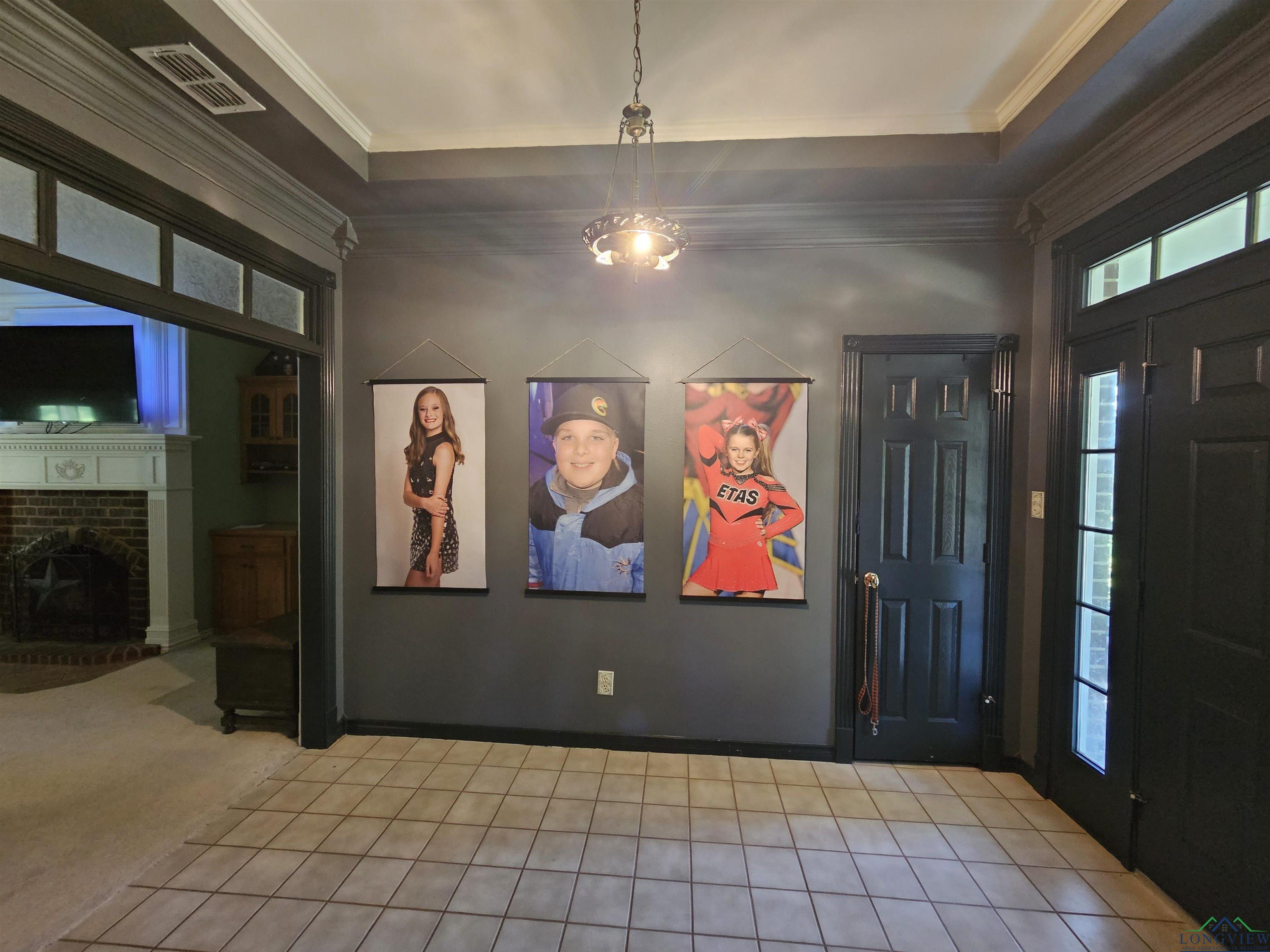 Property Photo: 503 Madelaine TX 75644