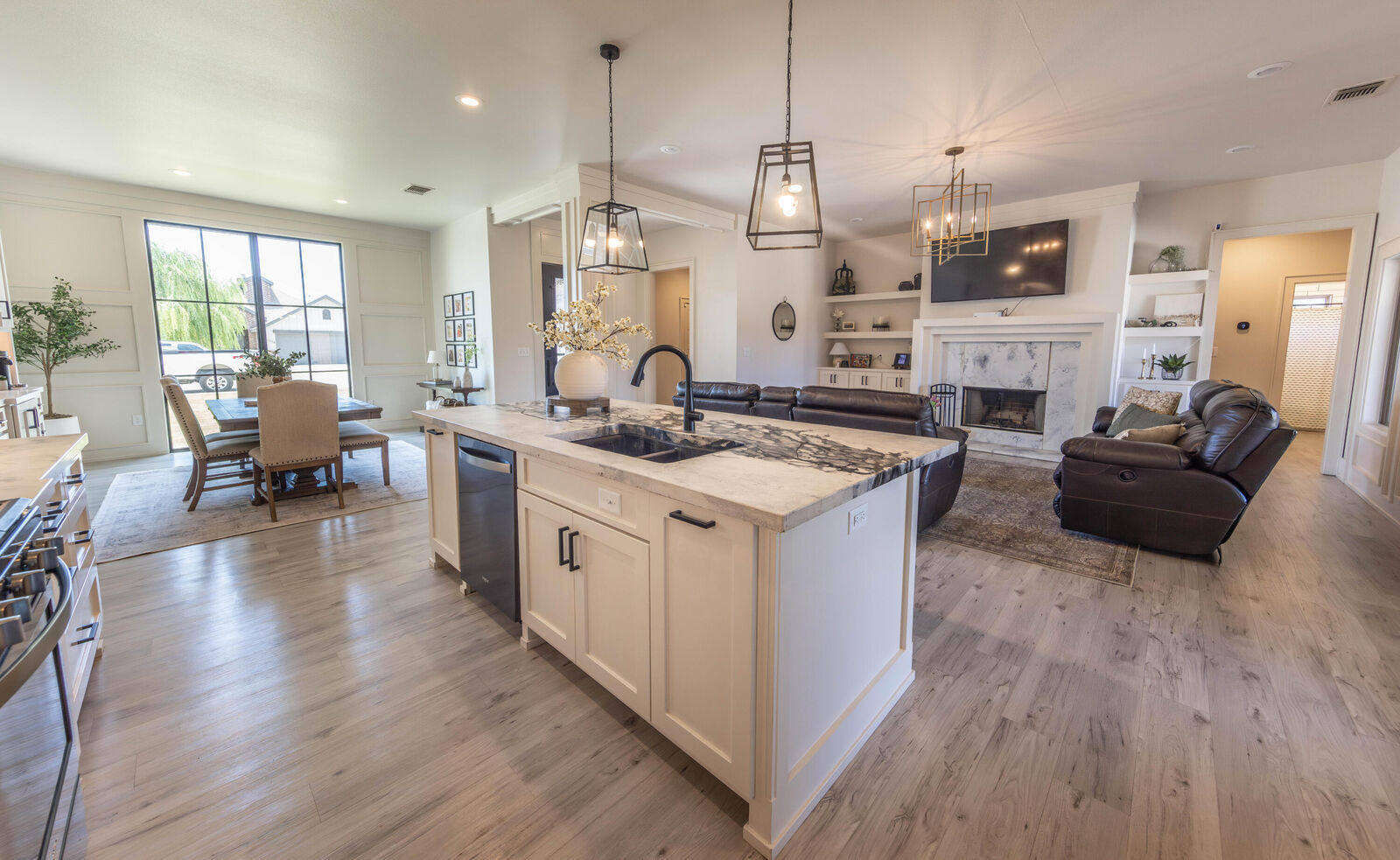 Property Photo:  1127 16th Street  TX 79363