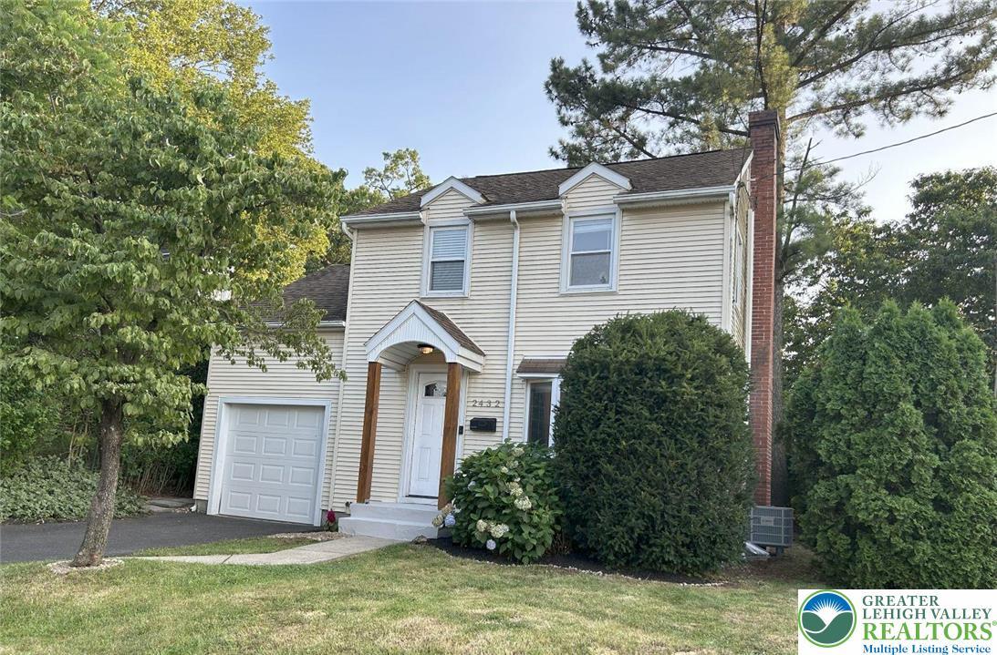 Property Photo:  2432 S Law Street  PA 18103 