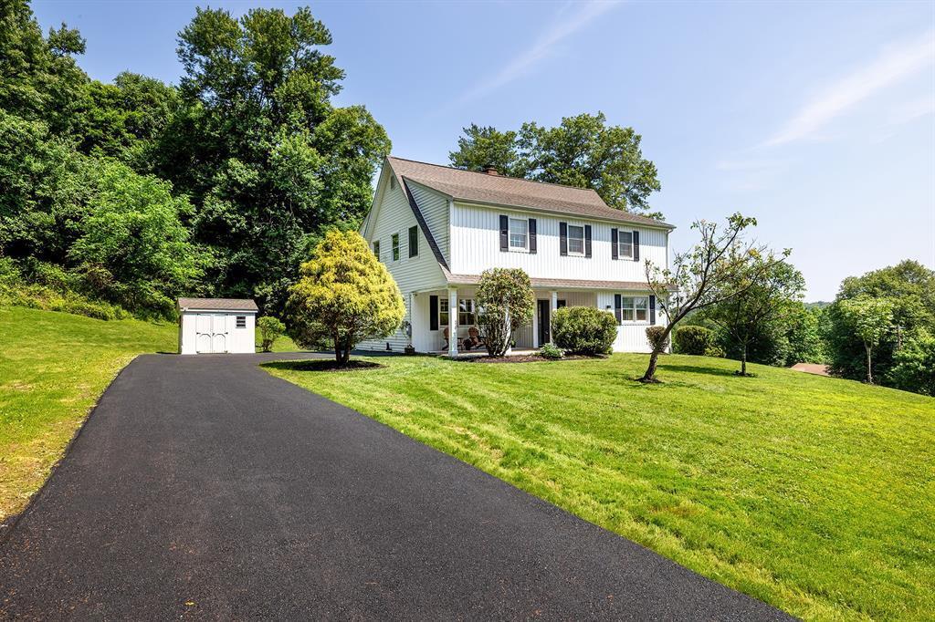 Property Photo:  2022 Van Cortlandt Circle  NY 10598 