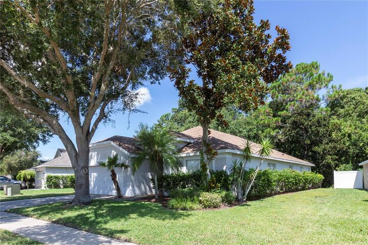 Property Photo: 13319 Old Florida Circle FL 34669