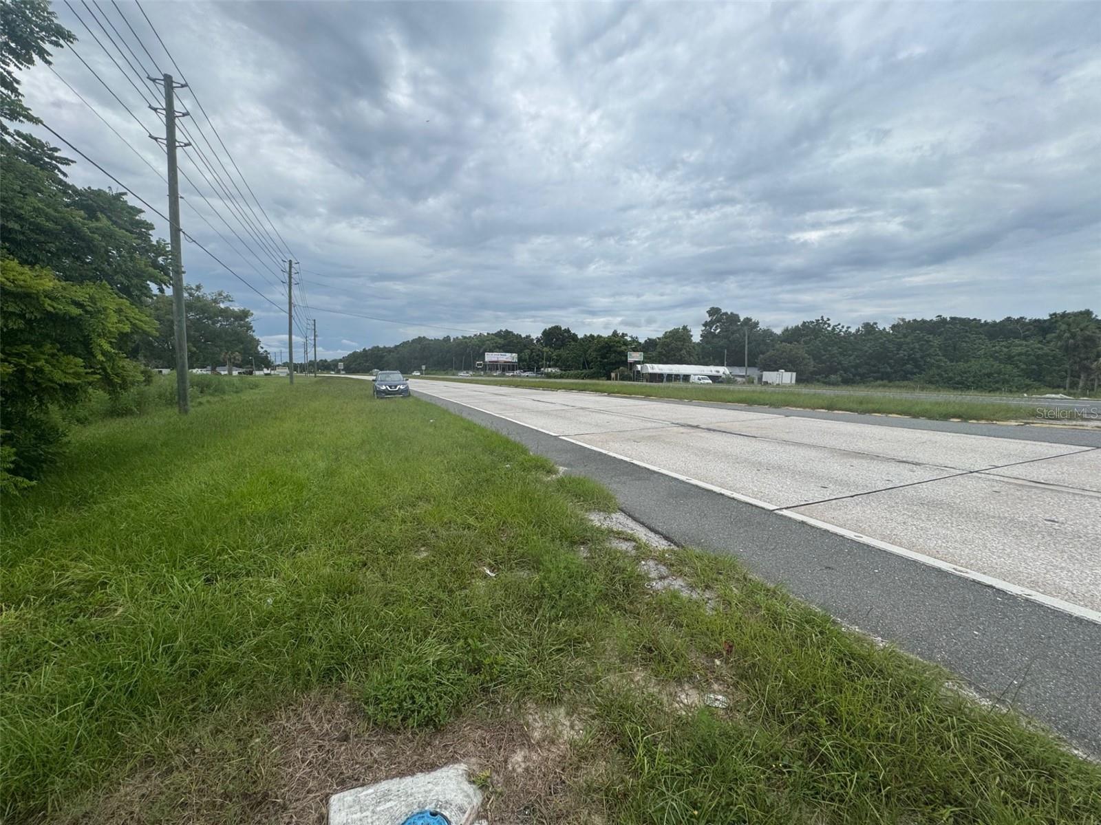 Property Photo:  4026 N Orange Blossom Trail  FL 32757 