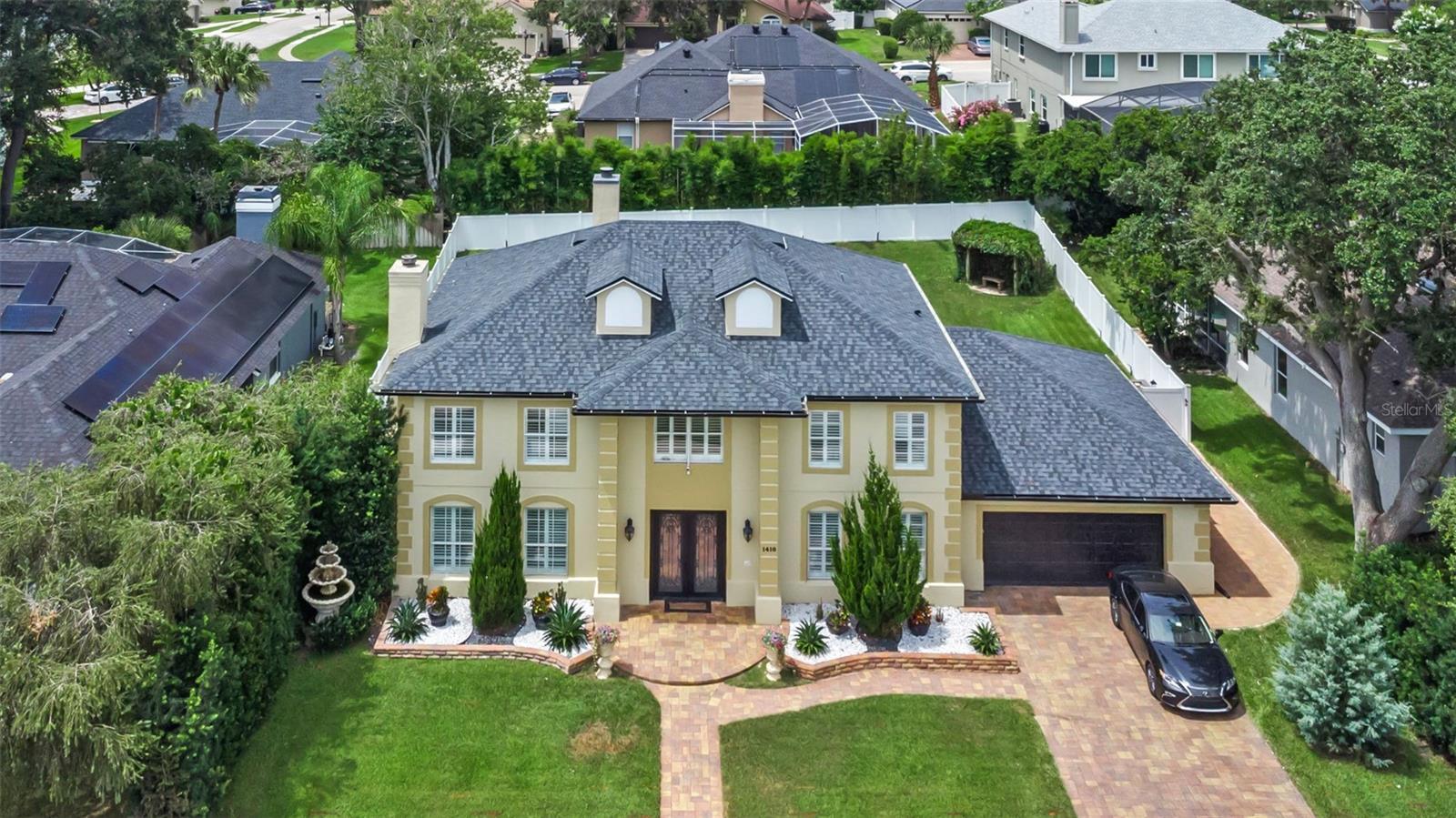 Property Photo: 1410 Canal Point Road FL 32750