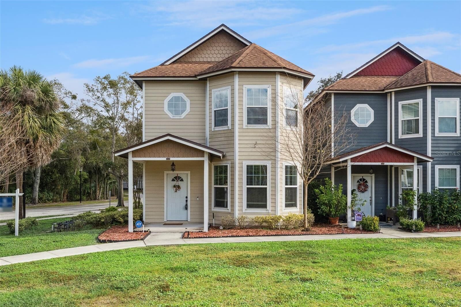 Property Photo:  553 Sunbranch Lane  FL 32707 