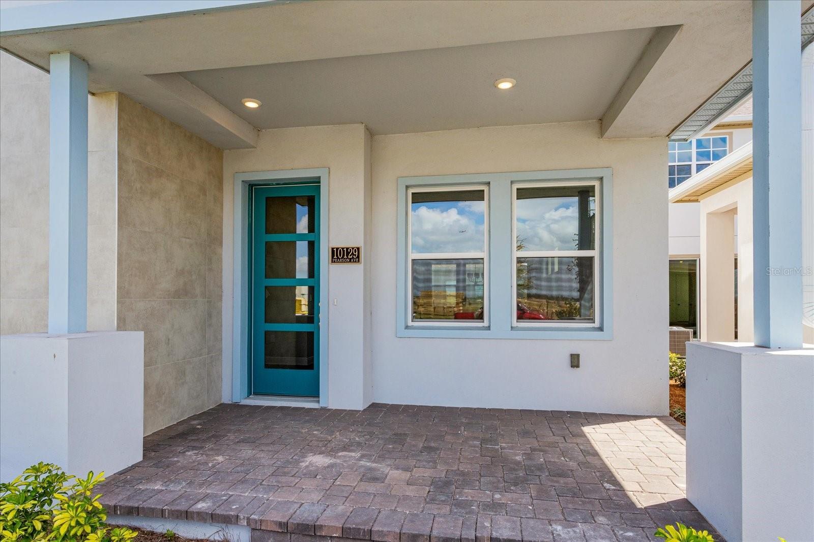 Property Photo: 9877 Peebles Street FL 32827