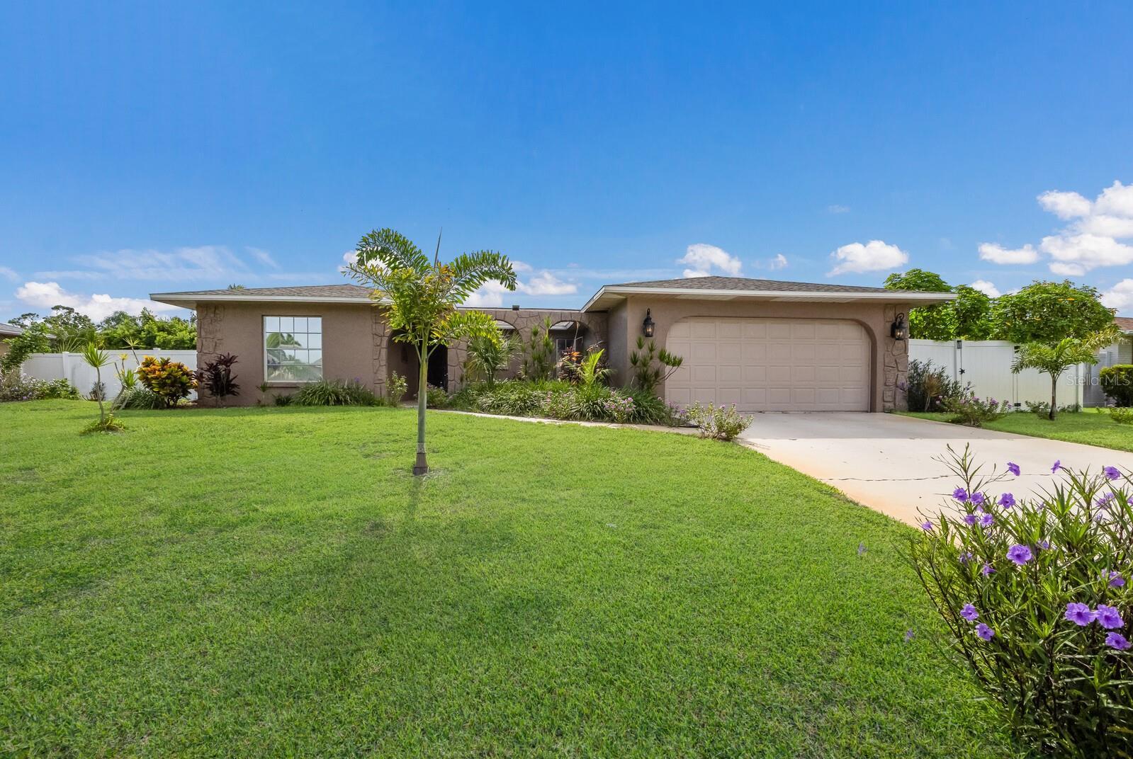 Property Photo: 2211 42nd Street W FL 34205