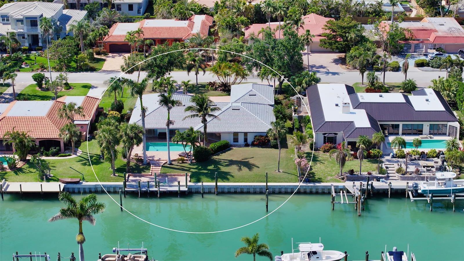 Property Photo:  642 S Owl Drive  FL 34236 