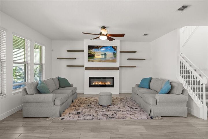 Property Photo:  16125 Hampton Crossing Drive  FL 34787 