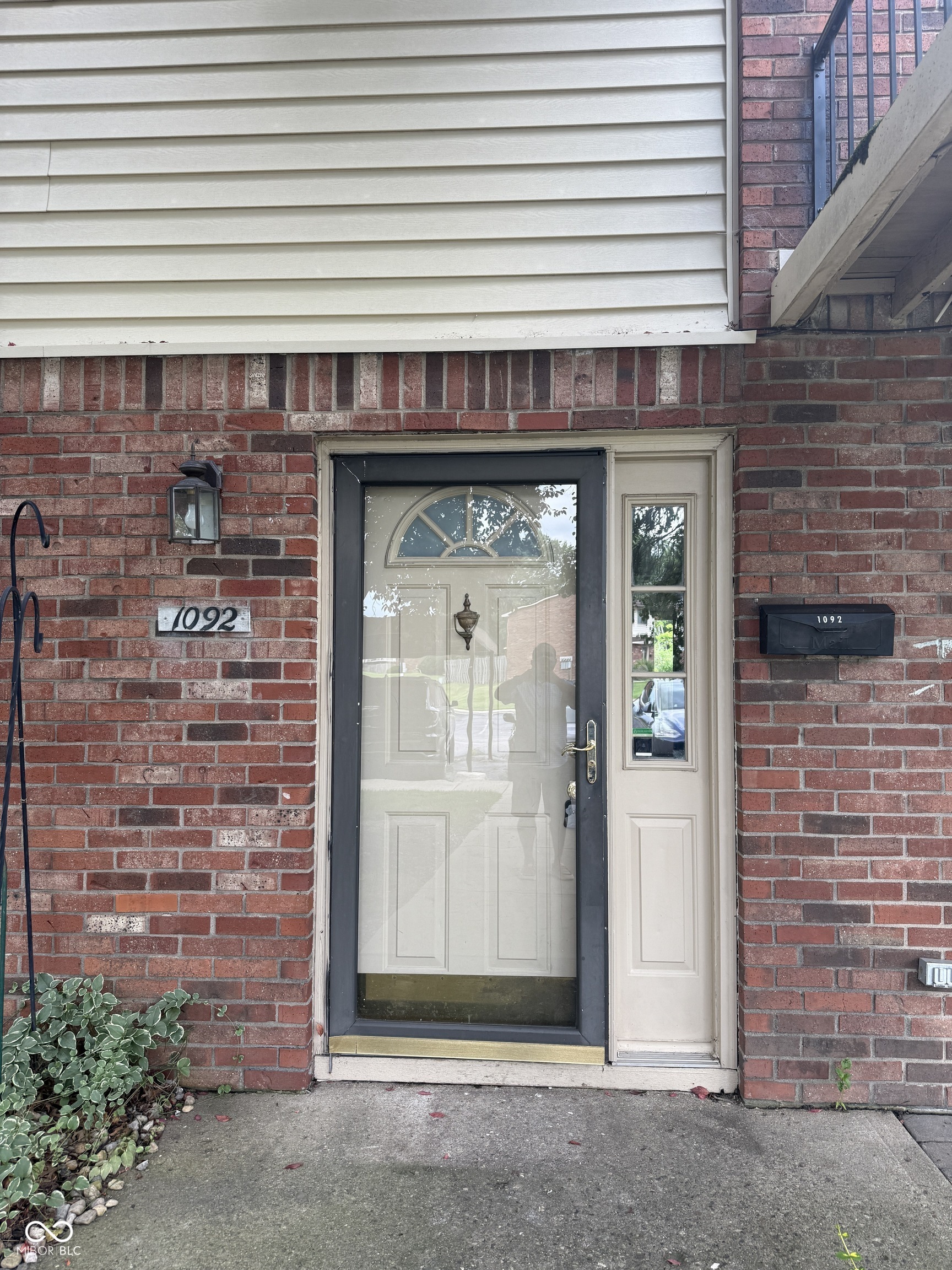Property Photo: 1092 Greenwood Trail W Drive IN 46142