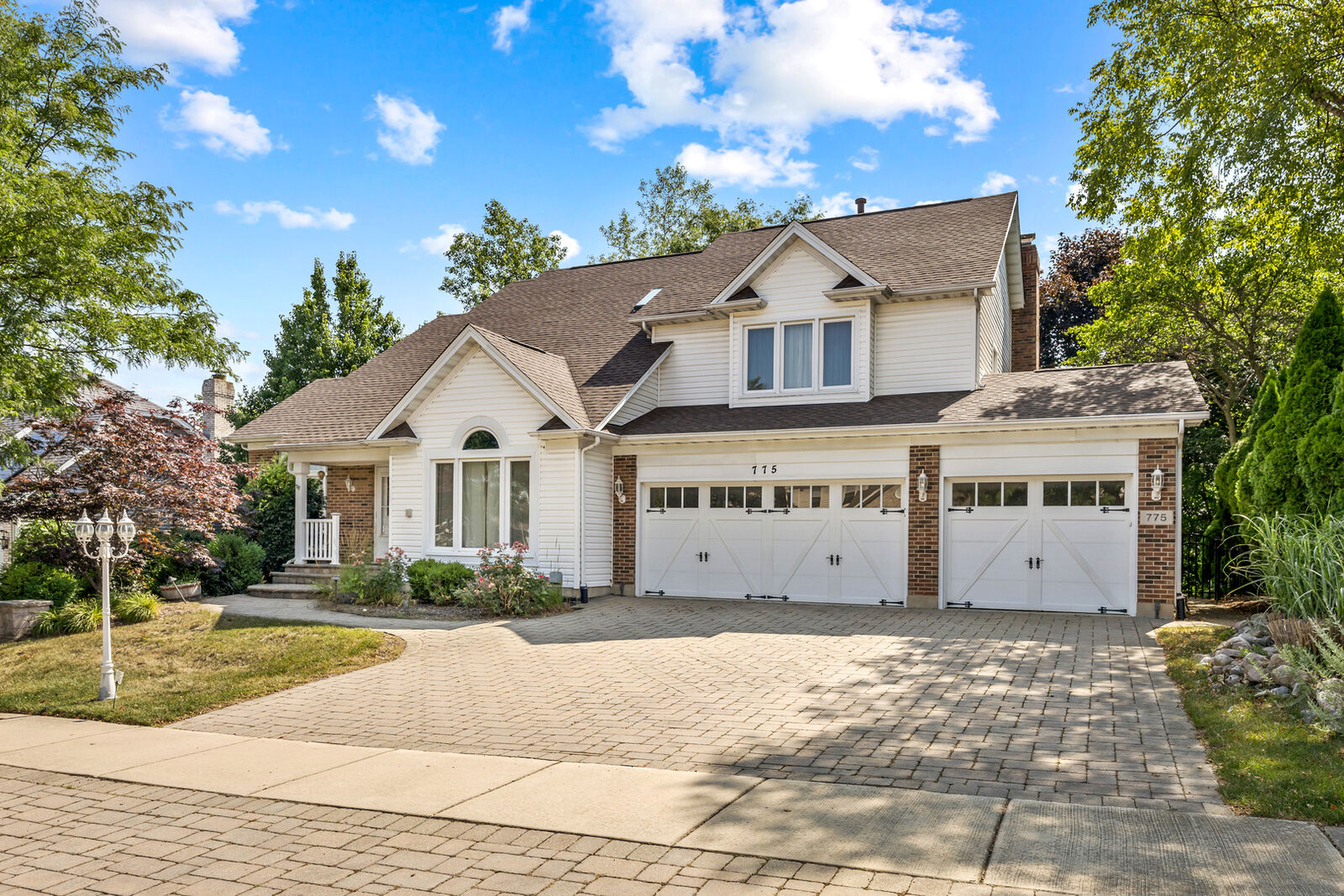 Property Photo:  775 Harmon Boulevard  IL 60169 