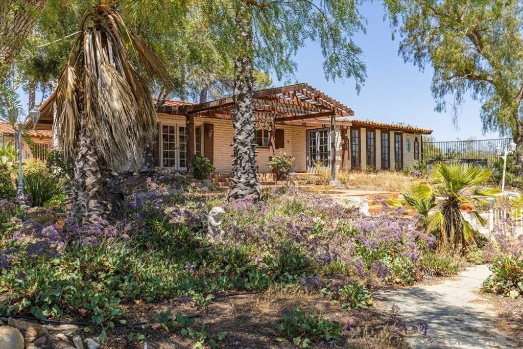 Property Photo:  31659 61 Rocking Horse Rd  CA 92026 