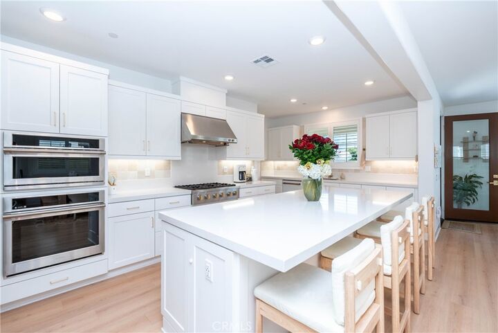 Property Photo: 9672 Dawning CA 92646