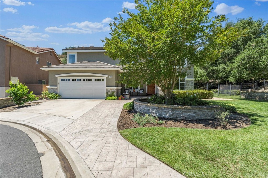 Property Photo:  2 Swallows Lane  CA 92679 