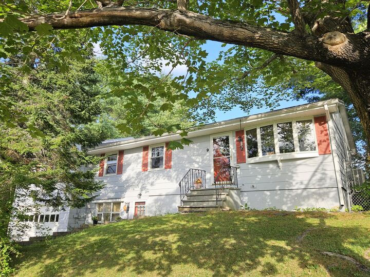 Property Photo: 9 Meadow Lane ME 04240