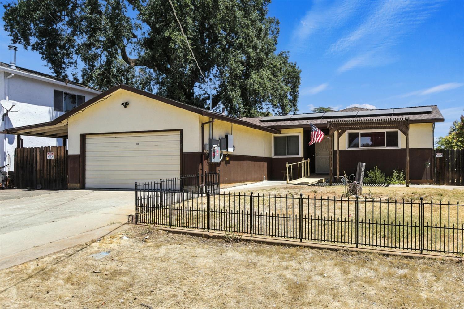 Property Photo:  518 Nuner Drive  CA 95640 