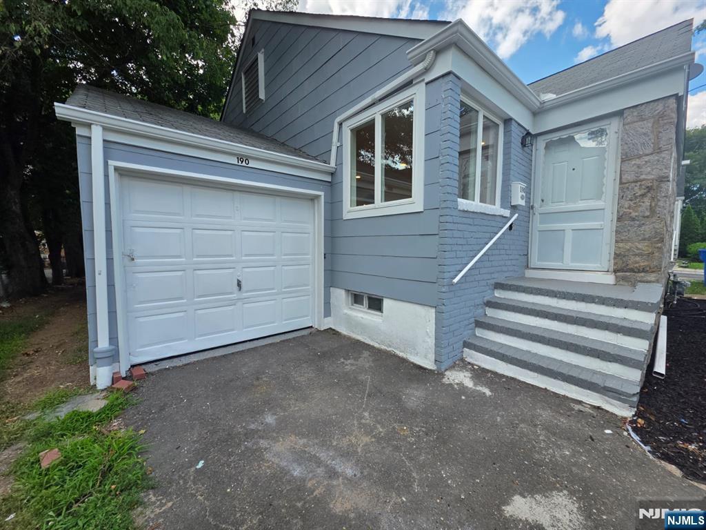 Property Photo: 190 Central Avenue NJ 07631