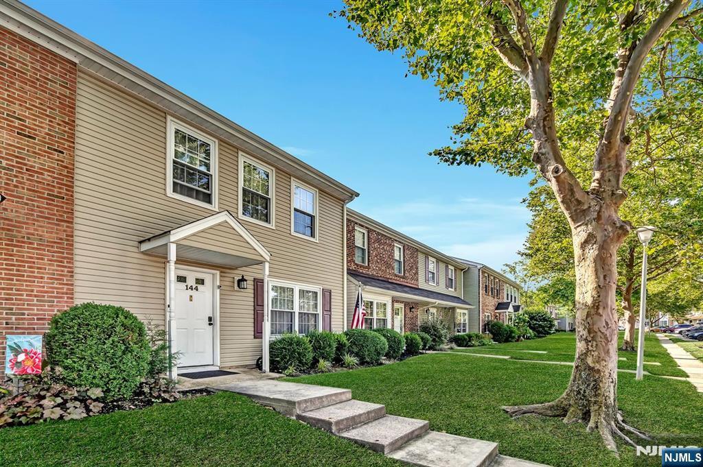 Property Photo:  144 Gettysburg Way 1804  NJ 07035 