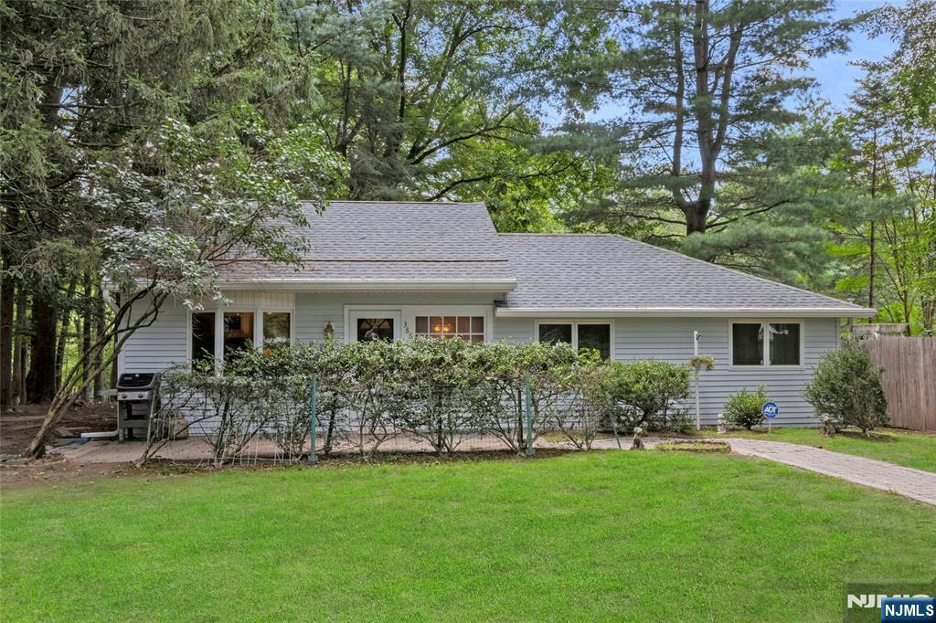 386 Sunset  River Vale NJ 07675 photo