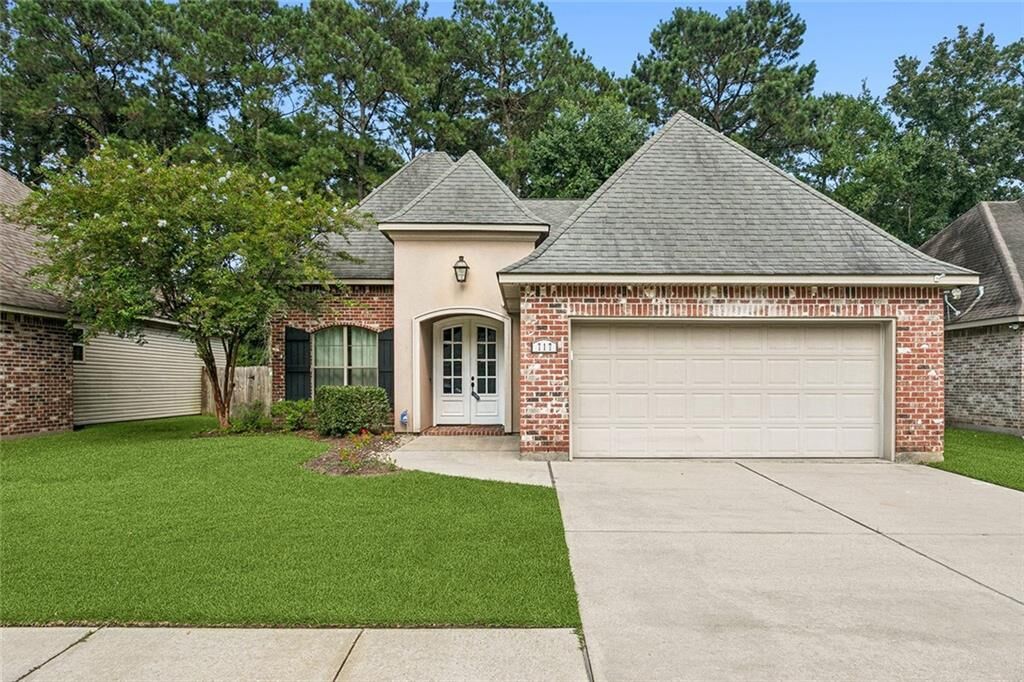 Property Photo: 717 N Brown Thrasher Loop LA 70447