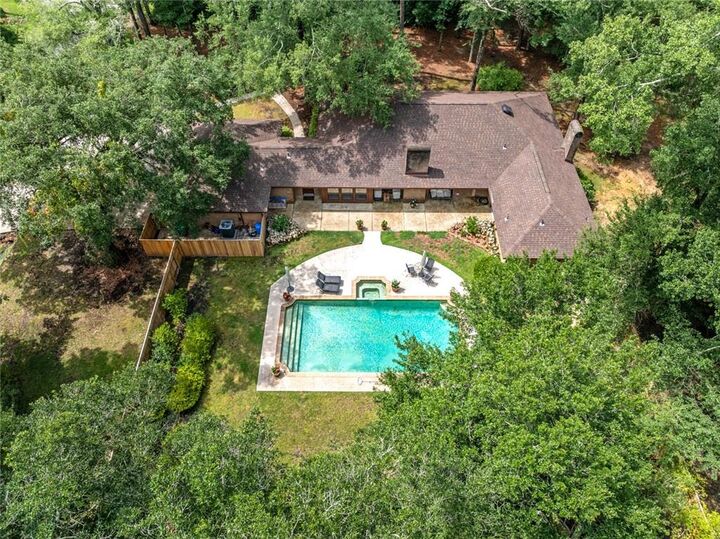 Property Photo: 599 Dove Park Road LA 70433