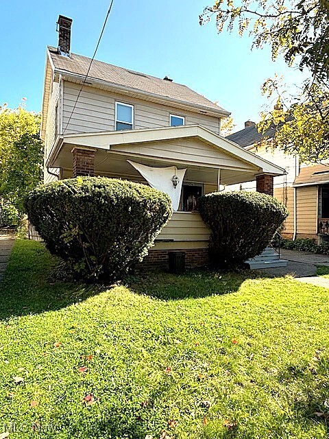 Property Photo:  987 E 143rd Street  OH 44110 