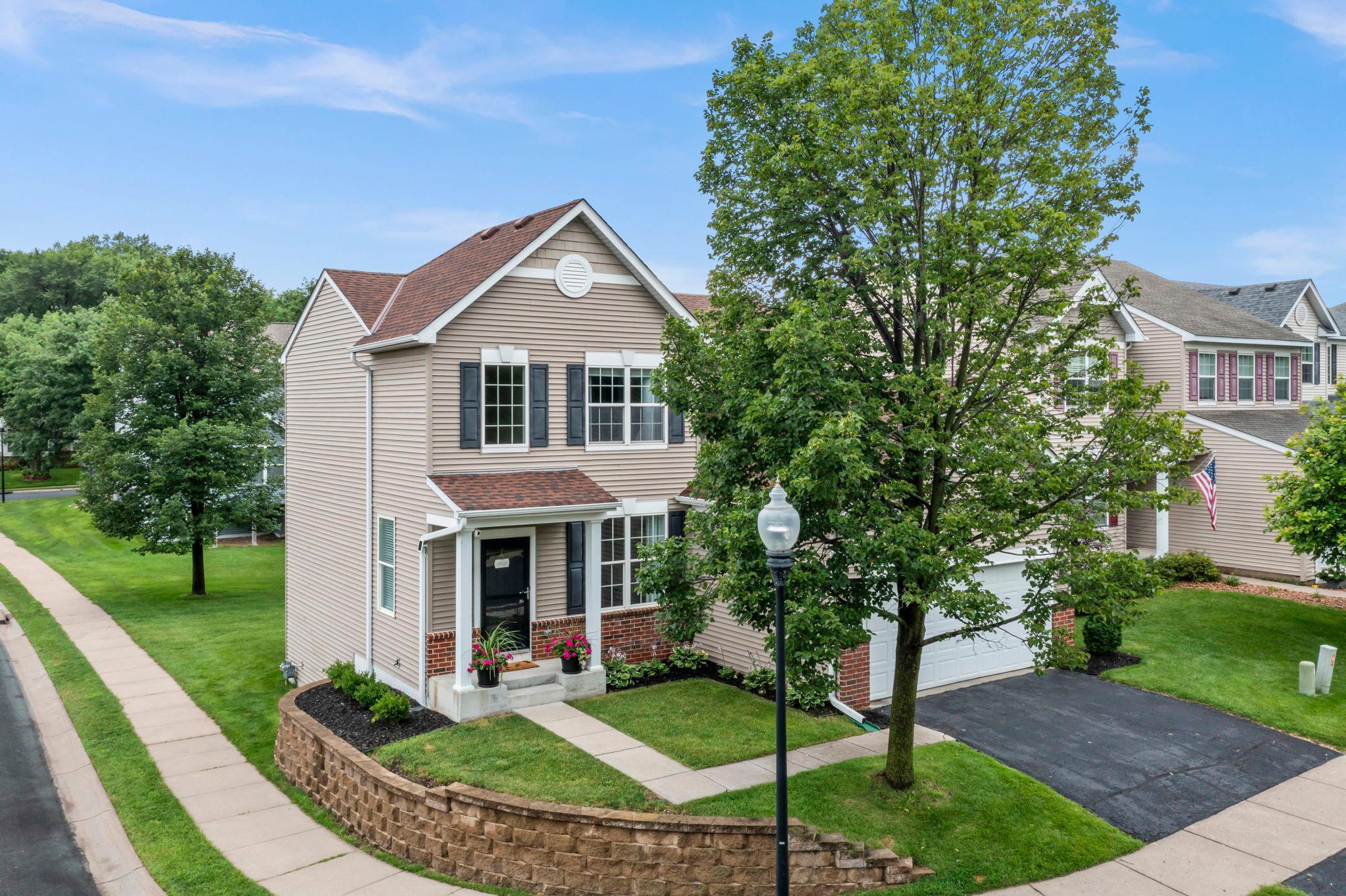 Property Photo:  232 Pine Hollow Drive  MN 55014 