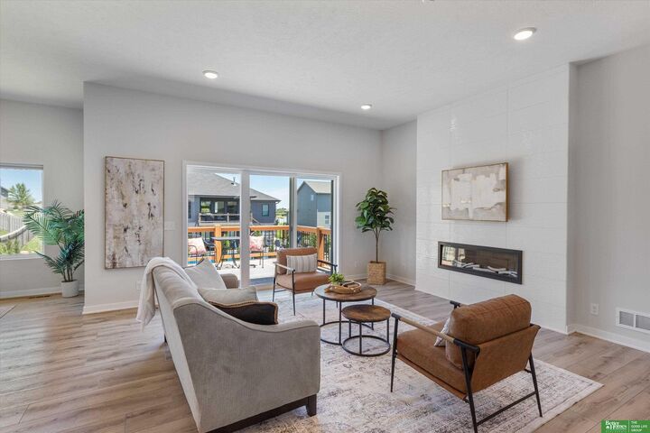 Property Photo:  8169 S 185th Street  NE 68136 