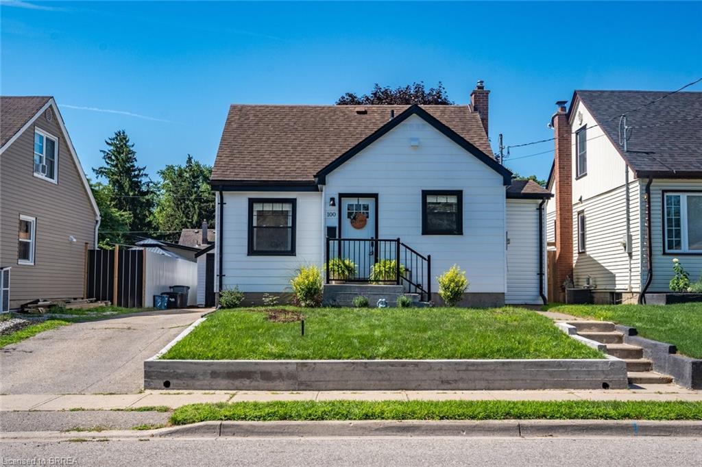 Property Photo: 100 Morton Avenue W ON N3R 2P1