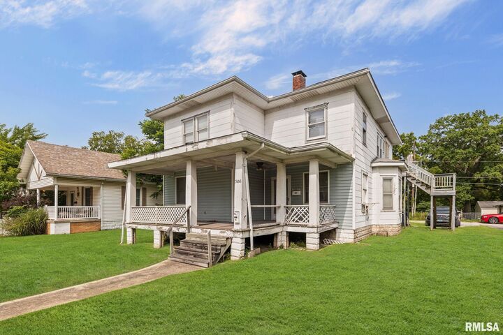 Property Photo:  506 N Broadway Avenue  IL 62881 