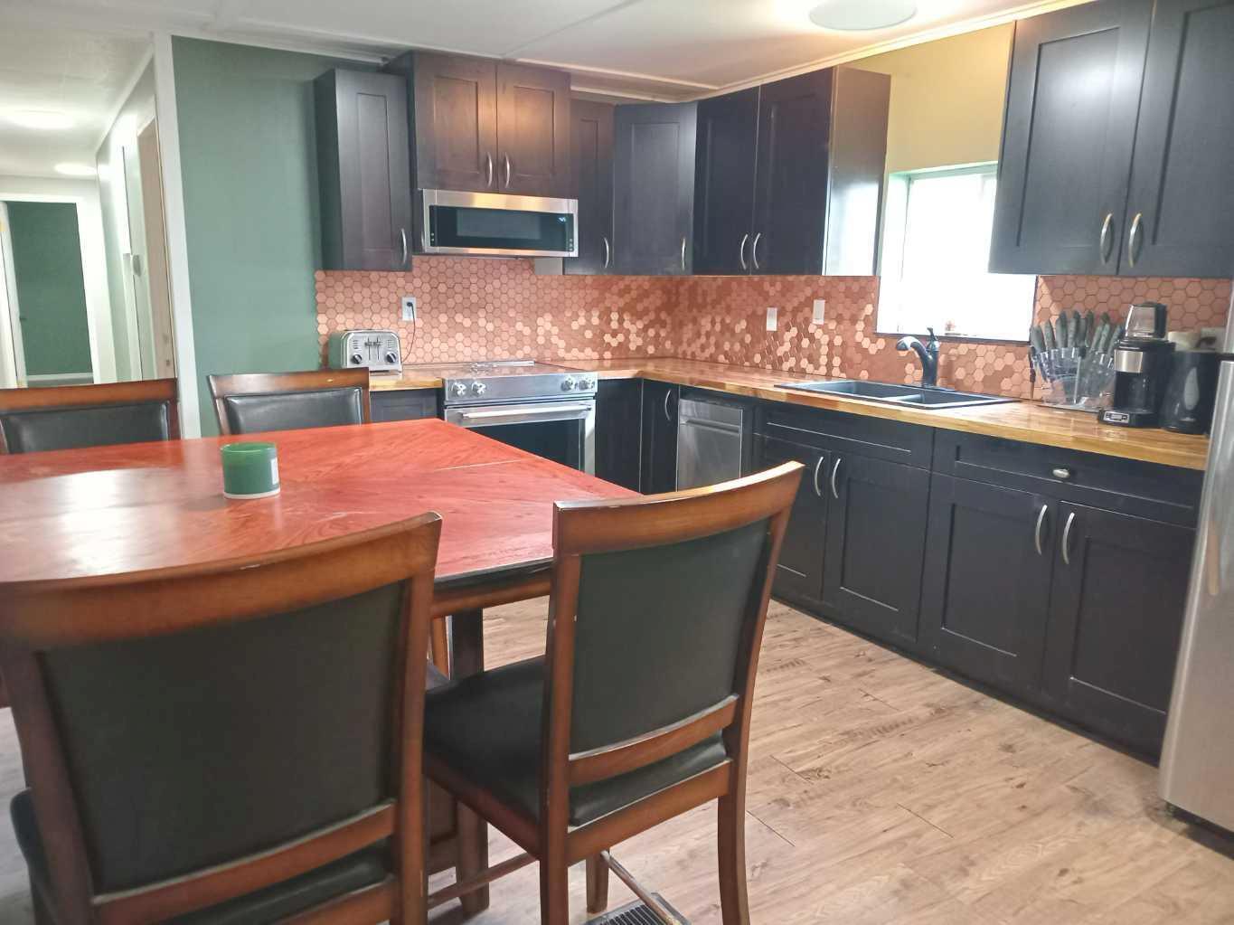 Property Photo: 133 Jarvis Street 92 AB T7V 1R4
