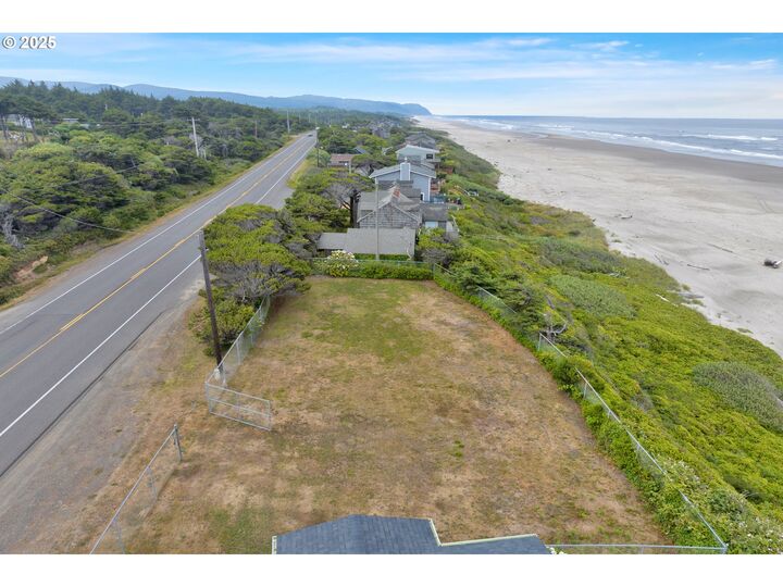 Property Photo:  3692 SW Pacific Coast Hwy  OR 97394 