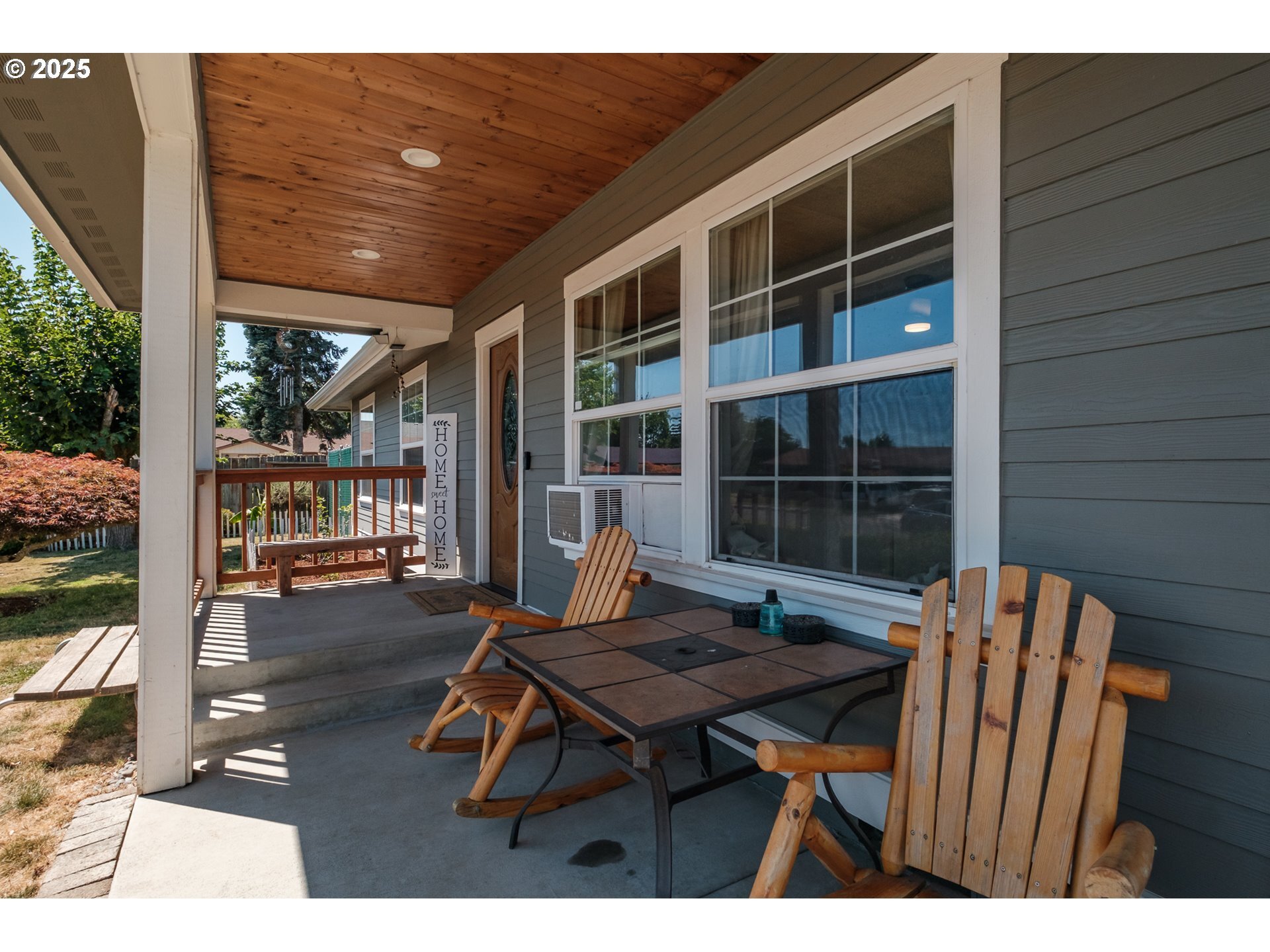 Property Photo:  4635 Coronation Ct  OR 97301 