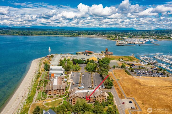 9525  Semiahmoo Parkway A204  Blaine WA 98230 photo